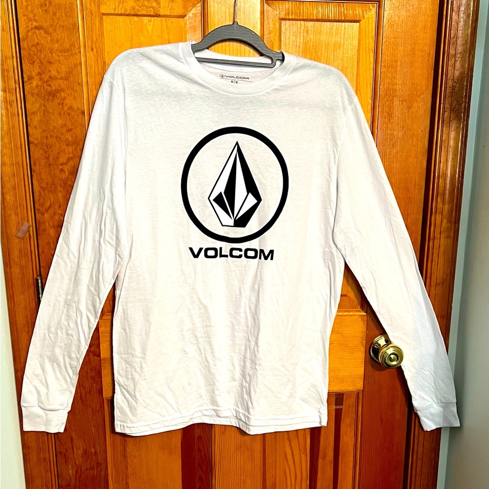 Men’s Volcom Logo Long Sleeved Tee SMALL